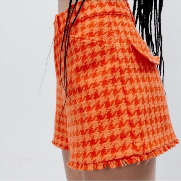 Zara Textured Houndstooth Shorts in Orange - Picture 6 of 8